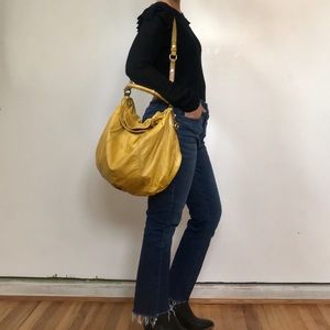 “Hobo” genuine leather bag in mustard color